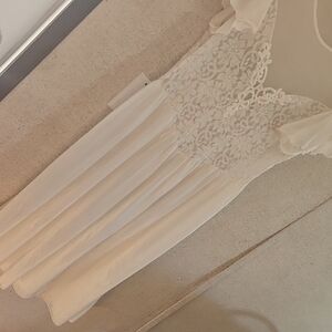 Elegant Lace Bodice Maxi Dress in Ivory